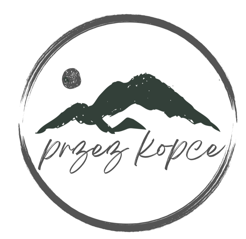 Przez kopce